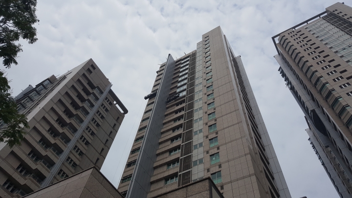 【承攬】帝寶大樓本案A-F棟共6棟之2F以上及G棟外牆防水填縫更新工程 【承攬】帝寶大樓本案A-F棟共6棟之2F以上及G棟外牆防水填縫更新工程